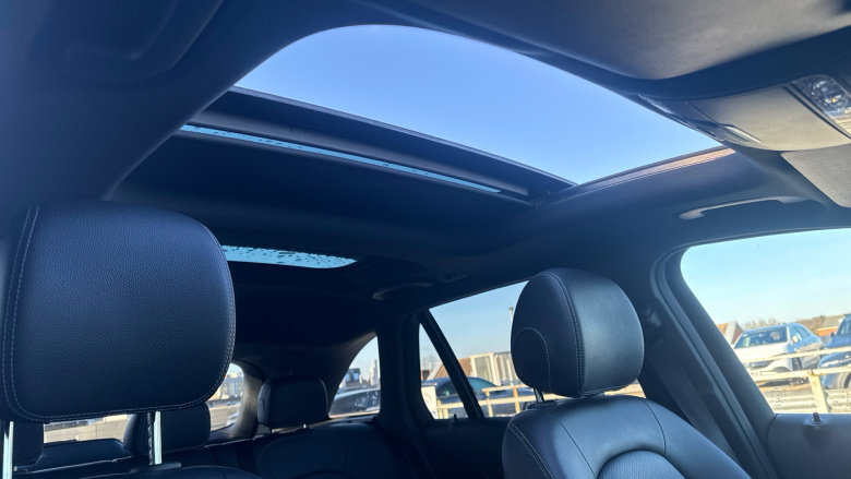 Mercedes-Benz GLC 250 4Matic AMG Line Premium 5dr 9G-Tronic Petrol Estate